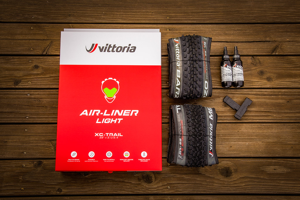 Vittoria Air-Liner Light mit Reifen, Dichtmilch und Reifenhebern