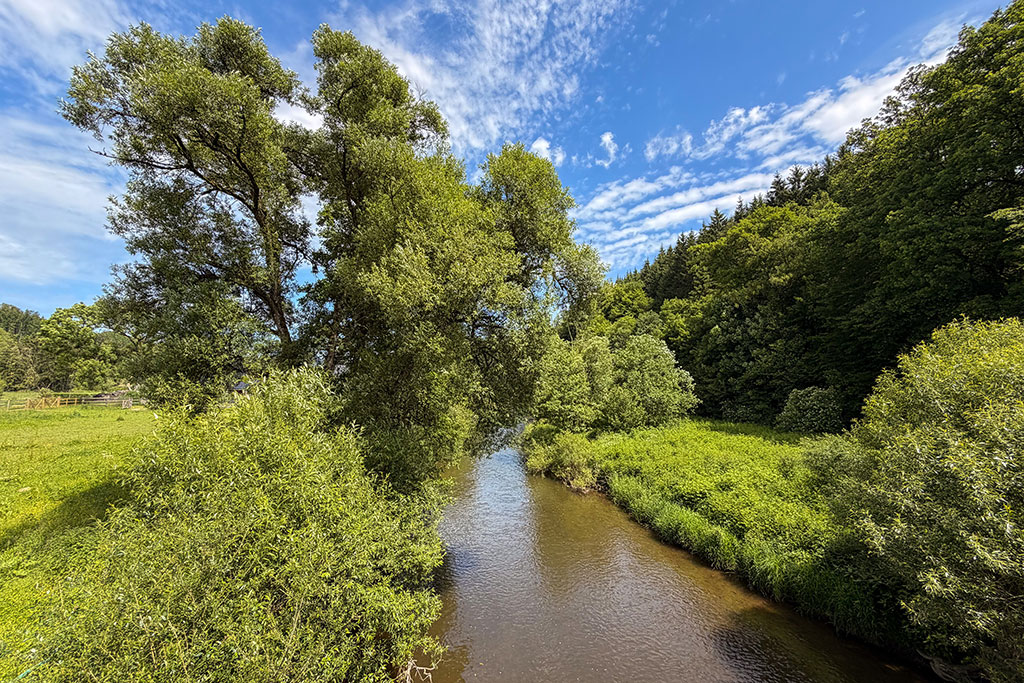 Blick auf den Fluss Our